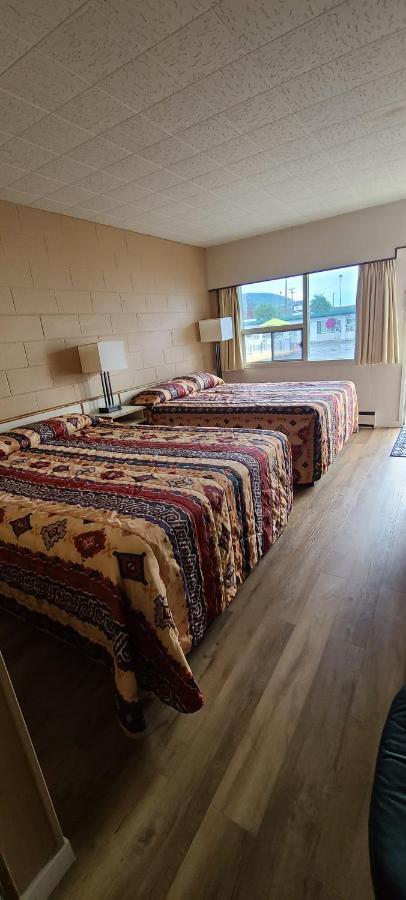 Flamingo Motel Penticton Extérieur photo
