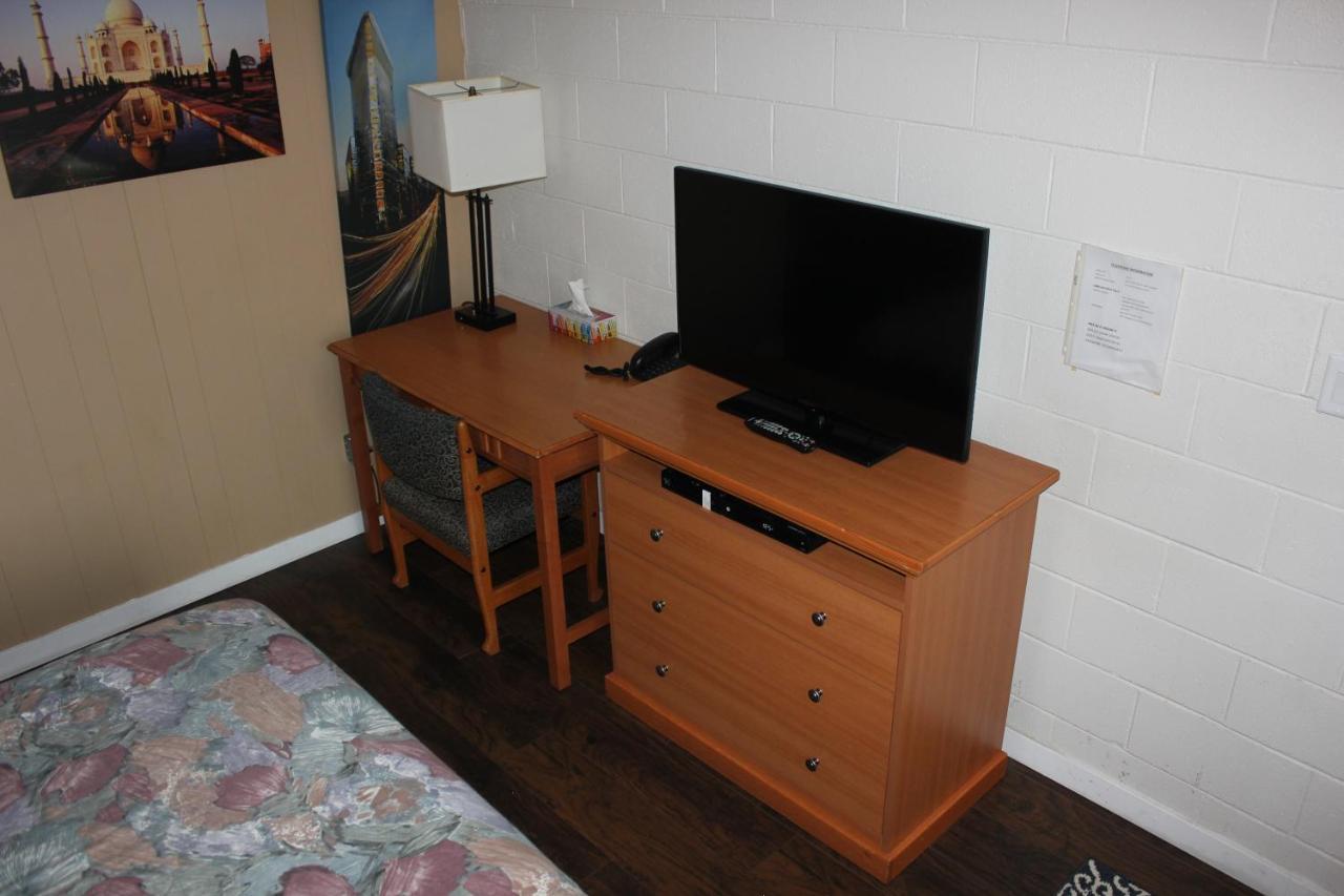 Flamingo Motel Penticton Extérieur photo