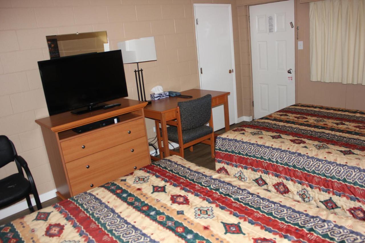 Flamingo Motel Penticton Extérieur photo