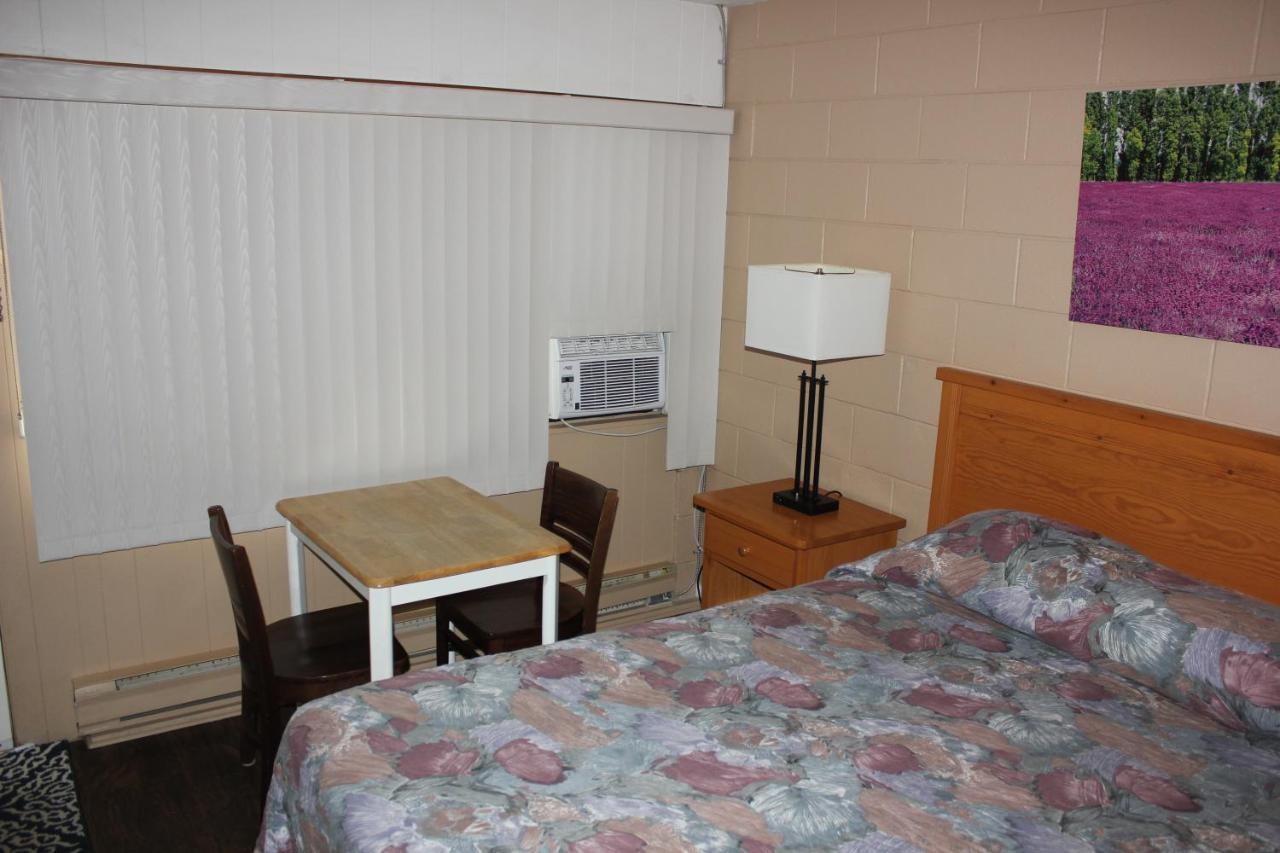 Flamingo Motel Penticton Extérieur photo