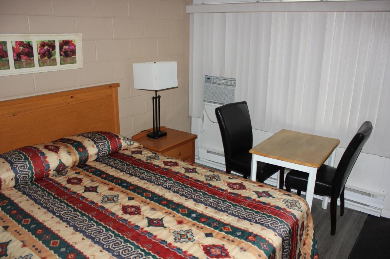Flamingo Motel Penticton Extérieur photo