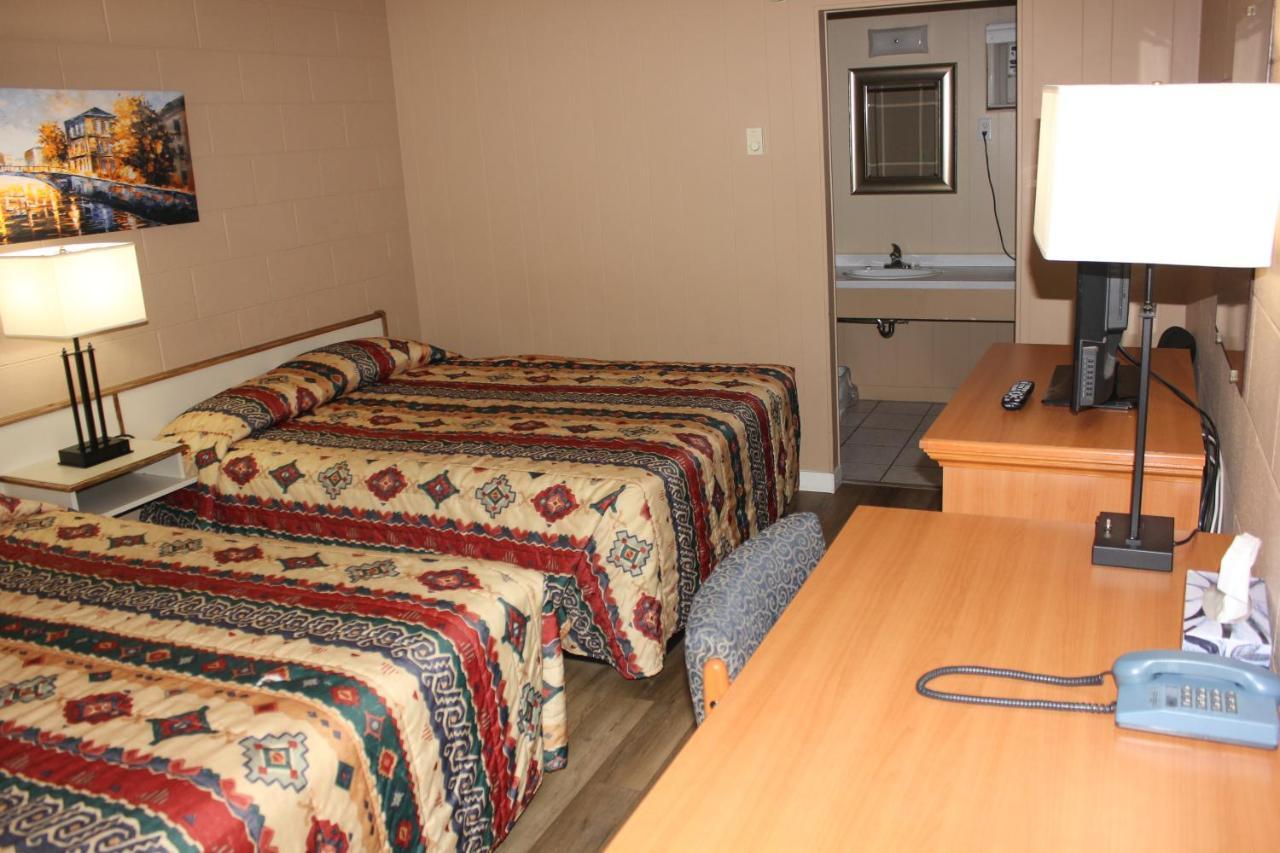 Flamingo Motel Penticton Extérieur photo