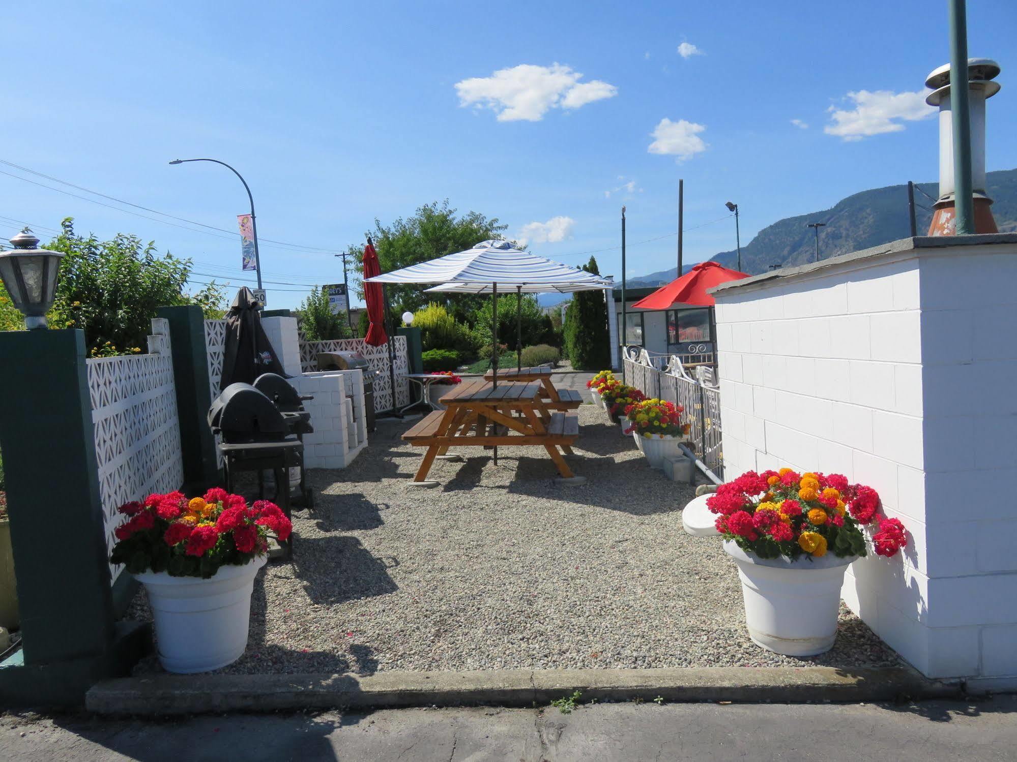 Flamingo Motel Penticton Extérieur photo