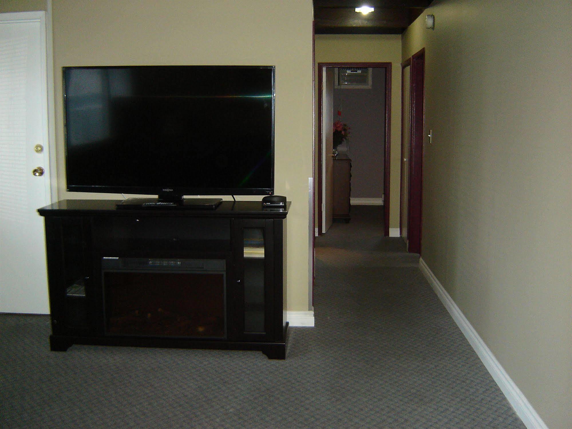 Flamingo Motel Penticton Extérieur photo