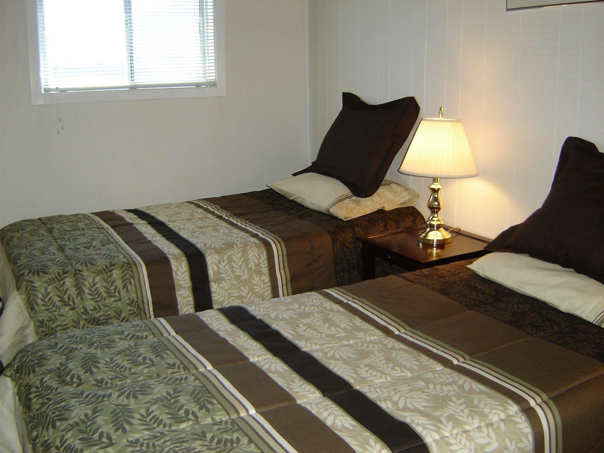 Flamingo Motel Penticton Extérieur photo